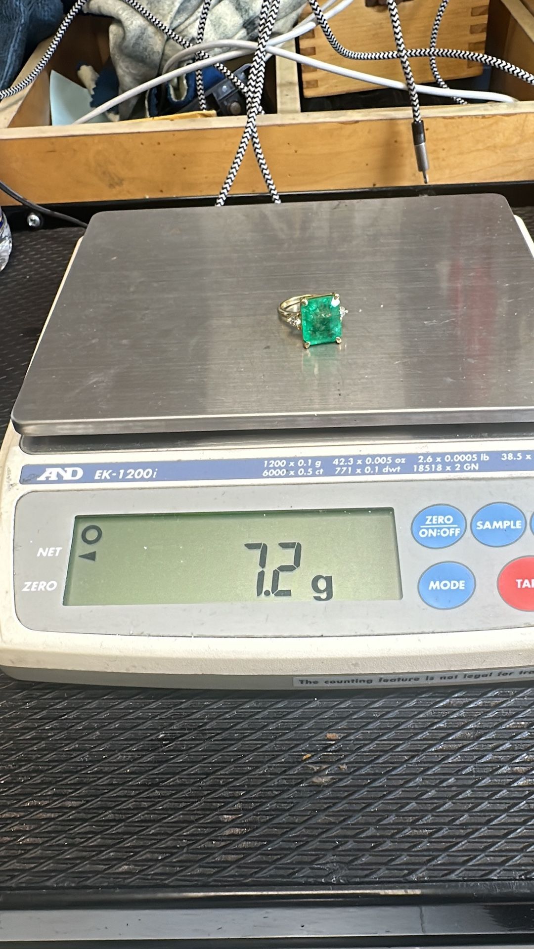 Emerald Ring,All Products : American Fashion Style Bags On Sale