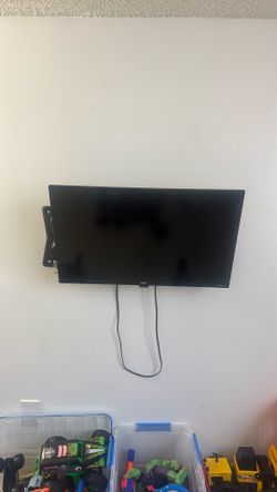 Tv Roku Tv 28’’