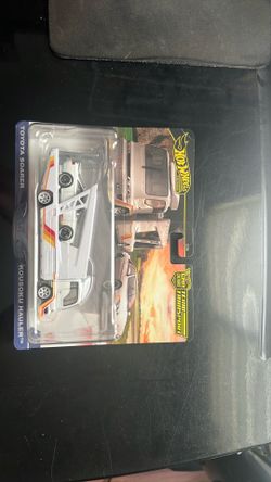 Hot Wheels Team Transport Toyota Soarer