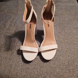 Women's Fashionnova Heels