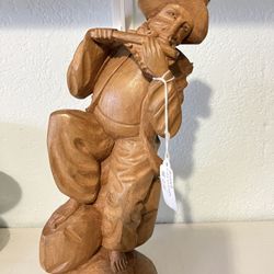  WOODEN HAND CARVED MAN STANDING WITH MUSICAL INSTRUMENT  