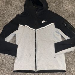 Men’s nike tech fleece