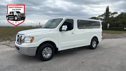 2020 Nissan NV3500 HD Passenger