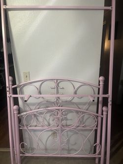 Twin Bed