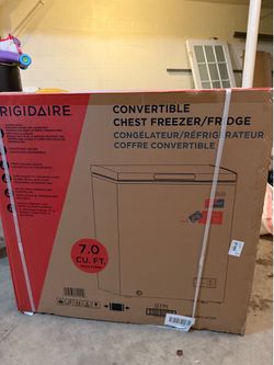 Frigidaire chest freezer 7 cu f