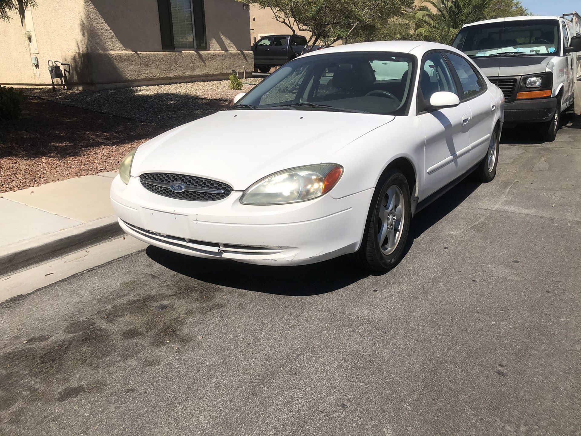 2003 Ford Taurus