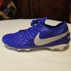 Nike Tiempo legend Elite Size 8.5 - 8