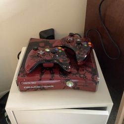 XBox 360 - Gears of War console, 2 controllers, 9 games for Sale