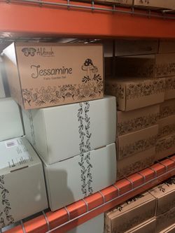 Wholesale / Liquidation Lot - Jessamine Garden Set