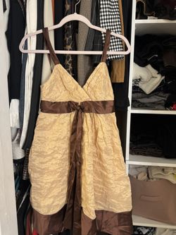 Vintage BCBG Maxazria Tan Brown Silk Dress w/ Bow Size XS Extra Small