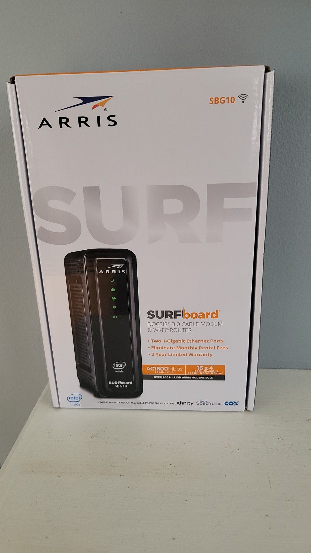 Arris Surfboard Cable Modem and Router