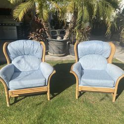 Pair of vintage Lane Venture (IF THE ADD IS UP, IT’S AVAILABLE) 