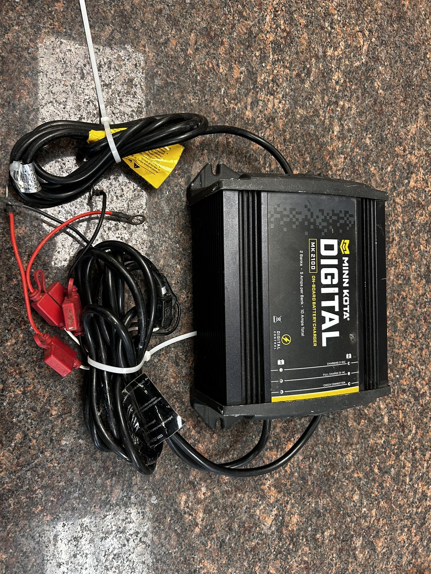 Minn Kota On Board Battery Charger