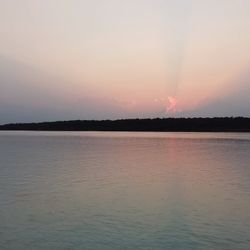 We Would Like To Buy Ur Cracked Iphone