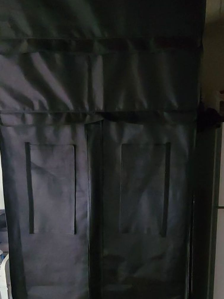3x3 Gorilla Grow Tent With Extention