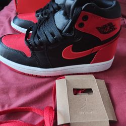 Authentic Nike Women's Air Jordan 1 Retro High OG 'Satin Bred' Shoes 