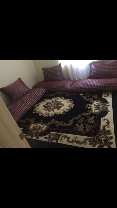 Afghan toshak with zip and 2 cover insid and out really nice for family I have set of 5