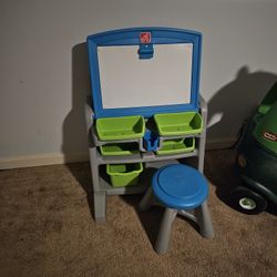 Flip doodle Art Easle Desk & Stool