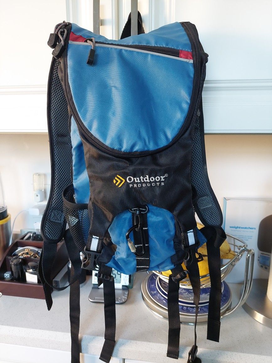 Outdoor 2 Liter Hydration Pack