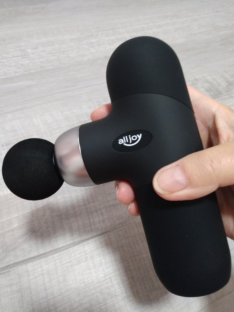 MINI MASSAGE GUN