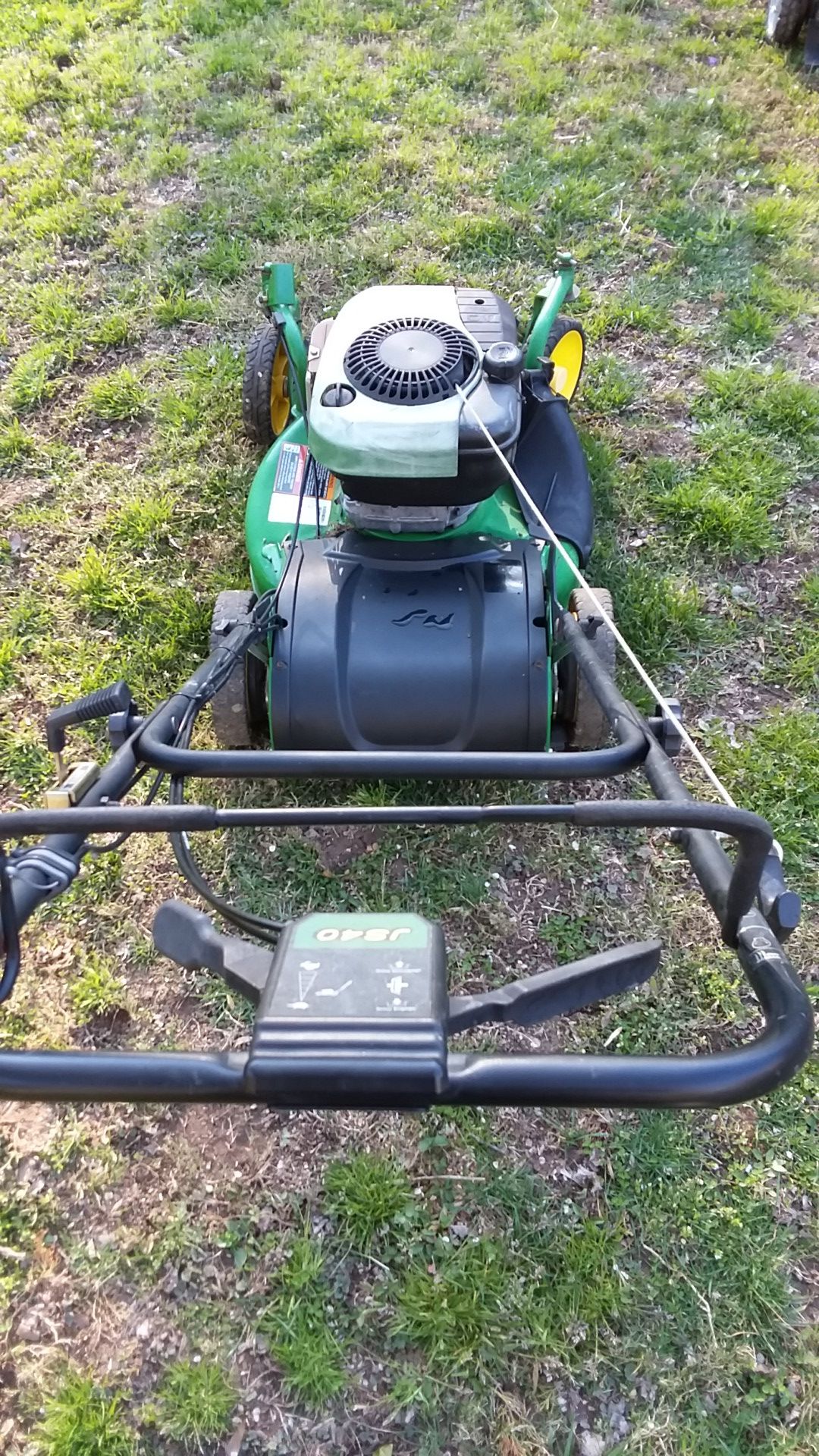 John deere js40 self propelled lawn mower for Sale in Mooresville, NC OfferUp