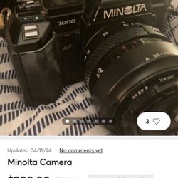 Minolta Maxxum 7000 AF Film Camera w/Accessories in Bag