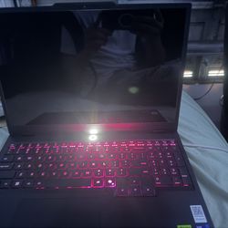 Laptop Gaming Lenovo