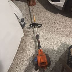 Weed Wacker-Husqvarna 