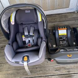 Chicco Key fit35 Carset with Base.