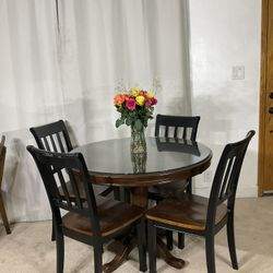 Charming Round Pedestal Dining Table With 4 Chairs & Glass Protector