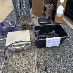 Free metal vga cables hdmi cables stuff curb alert