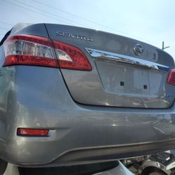 2015 Nissa Sentra (PARTS ONLY)