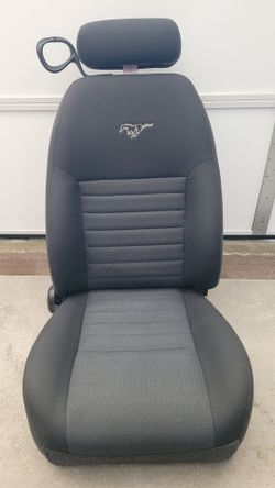 🔥 Ford Mustang OEM Cloth Front Bucket Seat Manual Track Pony Logo Interior Carseat Chair 👀

Overall Pre-Owned Condition ✅️ 

Original Price: Unknown