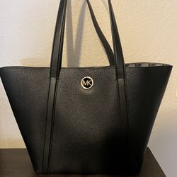 Michael Kors  (authentic )Hadleigh Large Pebbled Leather Tote Bag
