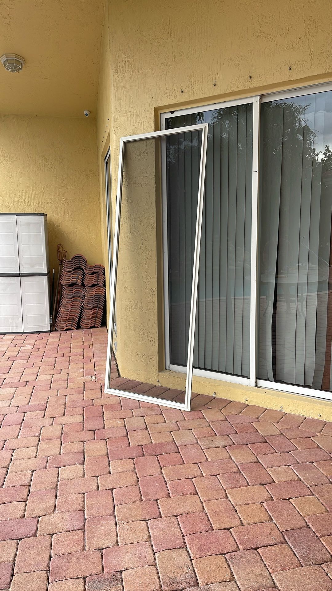 Screen Door 94 1/4’ X 36’ (Can Come In 5)