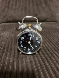 Wedgefield mechanical wind up clock