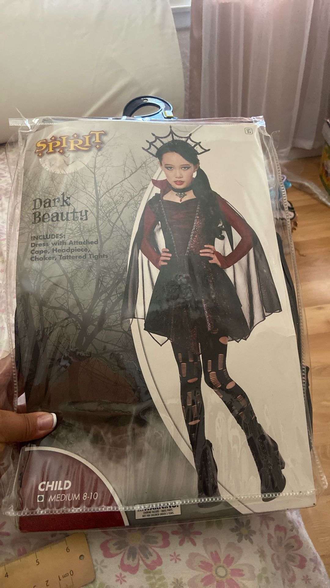 Halloween dark beauty costume