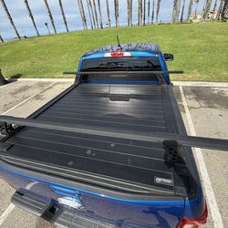 5ft RetraxPRO XR Retractable Tonneau Cover with Rail Slots