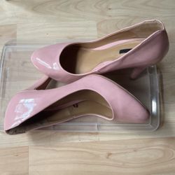 Light Pink Pumps