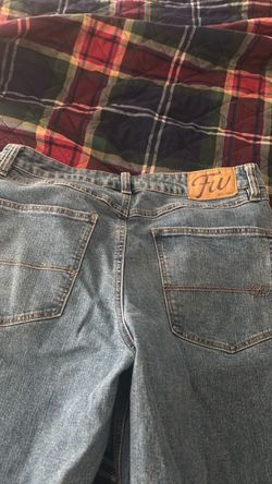 Free world jeans