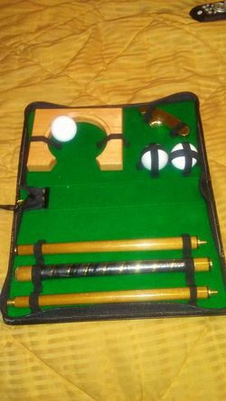 Folding golf putter club ball practice gift set