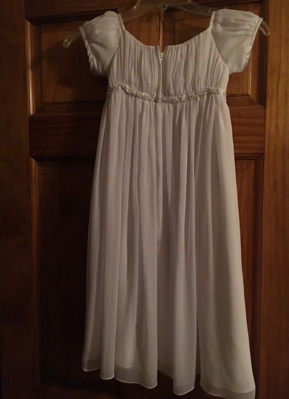 Size 4 DRESS for FLOWER GIRL (Never Worn)