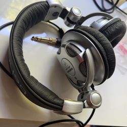 Behringer HPM2000 Studio Monitoring Headphones $15