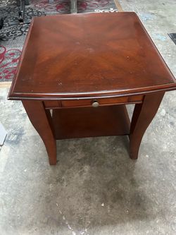 Center table used Good Conditions