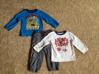 Size 3T Boys Outfit with 2 Shirts