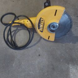 Electric Dewalt Concrete Saw 12" Still Blade  ( Condition Good  )