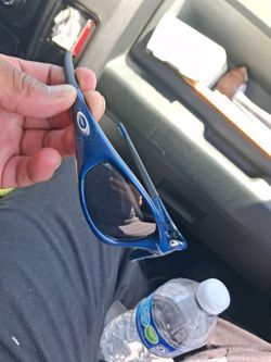 Oakley straight