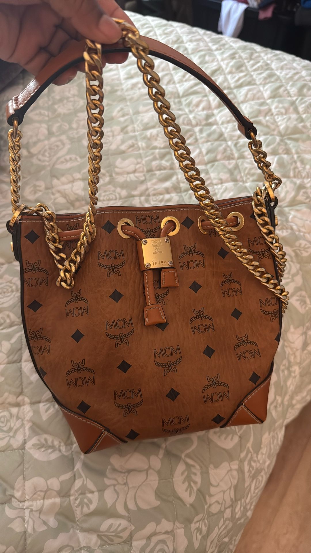 MCM MINI BUCKET BAG