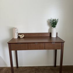 Modern Desk