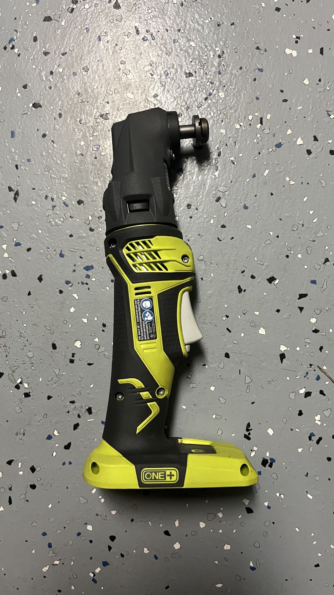 Ryobi ONE+ 18V Cordless Oscillating Multi-Tool (Tool Only) 